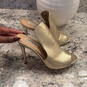 Steve Madden sandals